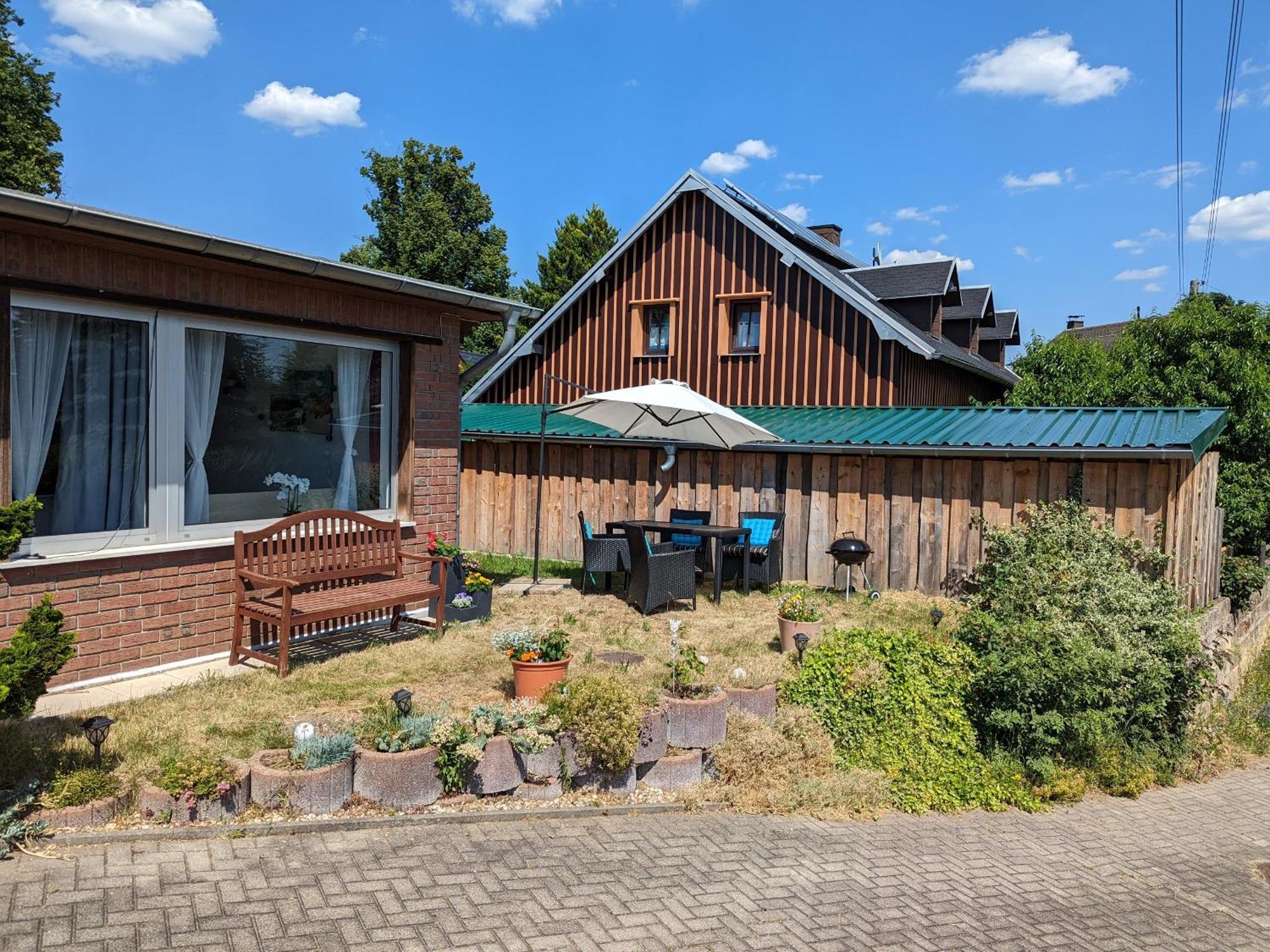 Apartamento W4 - Urlaubsmagie- Pool, Terrasse, Barbecue Lichtenhain  Exterior foto